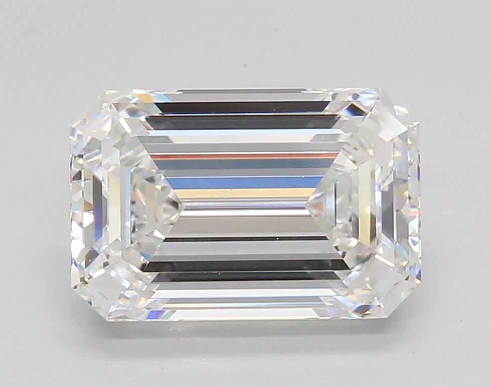 Lab-Grown Emerald Diamond - 3.54 Carats, E Color, VVS2 Clarity - Certified by IGI - Report Number: LG683511372