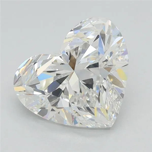 Lab-Grown Heart Diamond - 2 Carats, F Color, VVS2 Clarity - Sustainable Luxury and Dazzling Brilliance-IGI·Certified