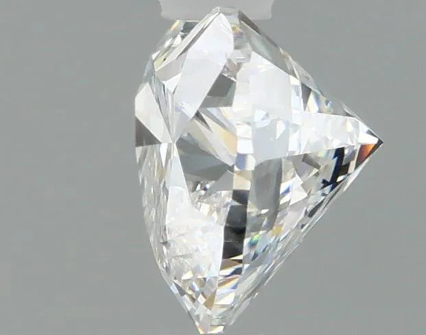 Lab-Grown Heart Diamond - 1.56 Carats, E Color, VS1 Clarity - Sustainable Luxury and Dazzling Brilliance-IGI·Certified