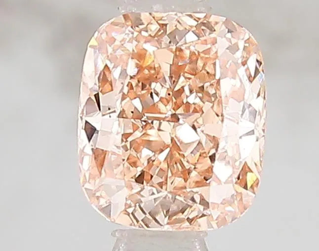 Diamant de laboratoire modifié taille coussin de 1,02 ct (couleur rose brunâtre intense fantaisie, pureté VS2, certifié IGI)