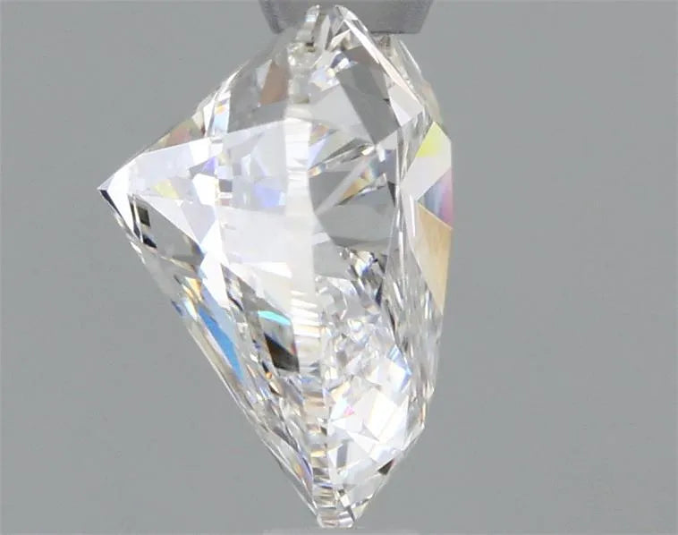 Lab-Grown Heart Diamond - 1.58 Carats, E Color, VS1 Clarity - Sustainable Luxury and Dazzling Brilliance-IGI·Certified