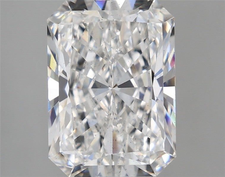 Lab-Grown Radiant Diamond - 3.56 Carats, E Color, VS2 Clarity - Certified by IGI - Report Number: LG665443165