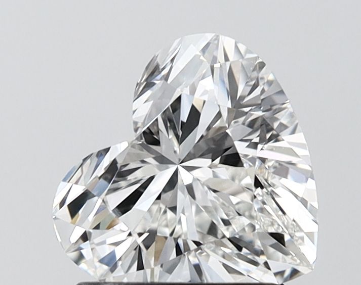 Lab-Grown Heart Diamond - 1.55 Carats, F Color, VS1 Clarity - Certified by IGI - Report Number: LG687525803