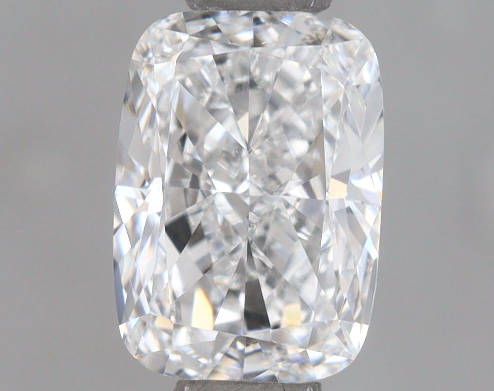 Lab-Grown Cushion Diamond - 0.95 Carats, D Color, VVS2 Clarity - Certified by IGI - Report Number: LG653437543