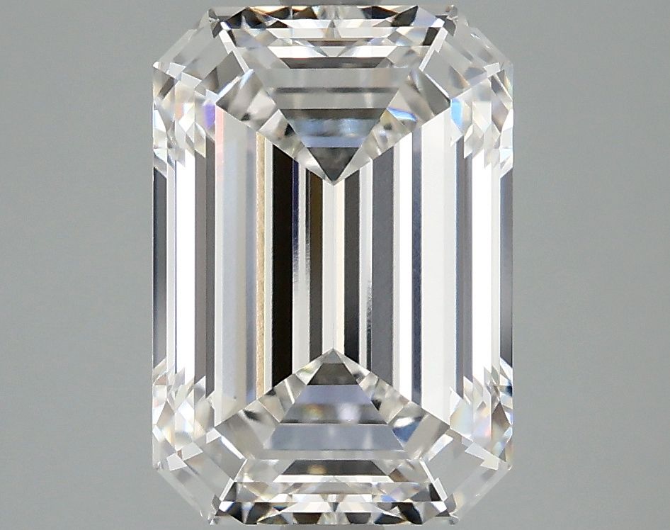 Lab-Grown Emerald Diamond - 4.08 Carats, F Color, VVS2 Clarity - Certified by IGI - Report Number: LG671466562
