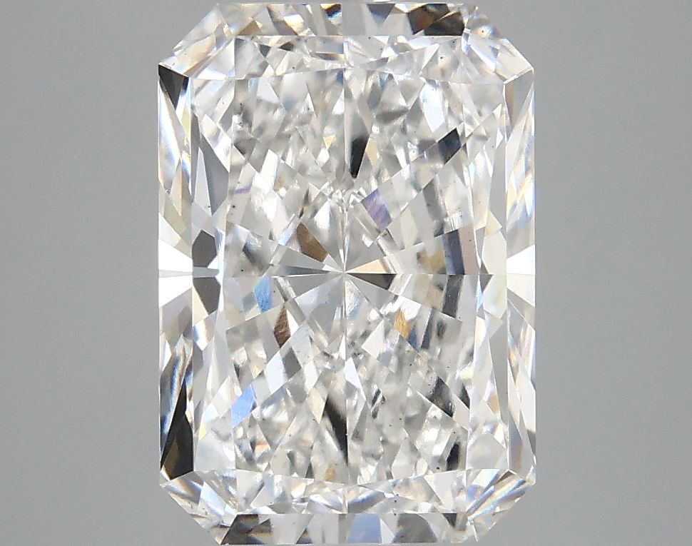 Lab-Grown Radiant Diamond - 4.03 Carats, F Color, VS2 Clarity - Certified by IGI - Report Number: LG682506482