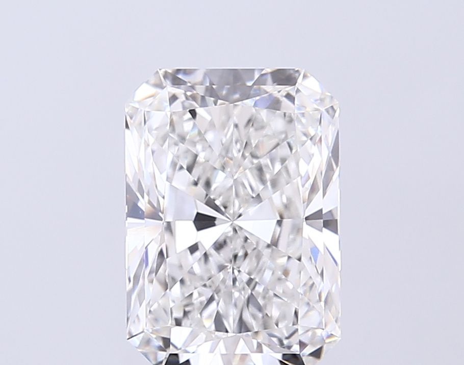 Lab-Grown Radiant Diamond - 3.5 Carats, E Color, VVS2 Clarity - Certified by IGI - Report Number: LG709532272