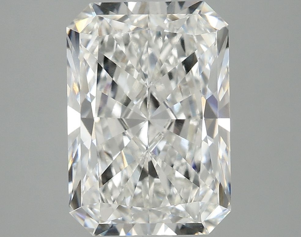 Lab-Grown Radiant Diamond - 4.1 Carats, F Color, VVS2 Clarity - Certified by IGI - Report Number: LG694596427
