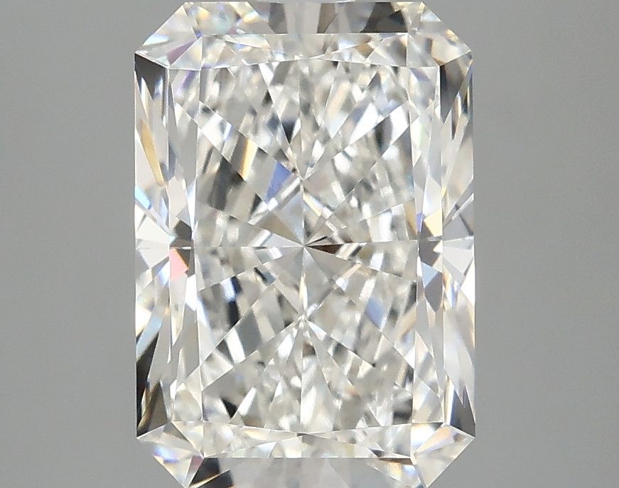 Lab-Grown Radiant Diamond - 3.0 Carats, F Color, VVS2 Clarity - Certified by IGI - Report Number: LG681561363