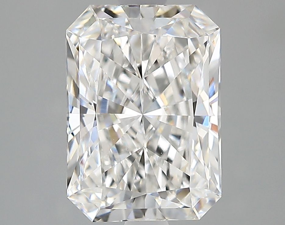 Lab-Grown Radiant Diamond - 2.56 Carats, E Color, VVS2 Clarity - Certified by IGI - Report Number: LG712574526