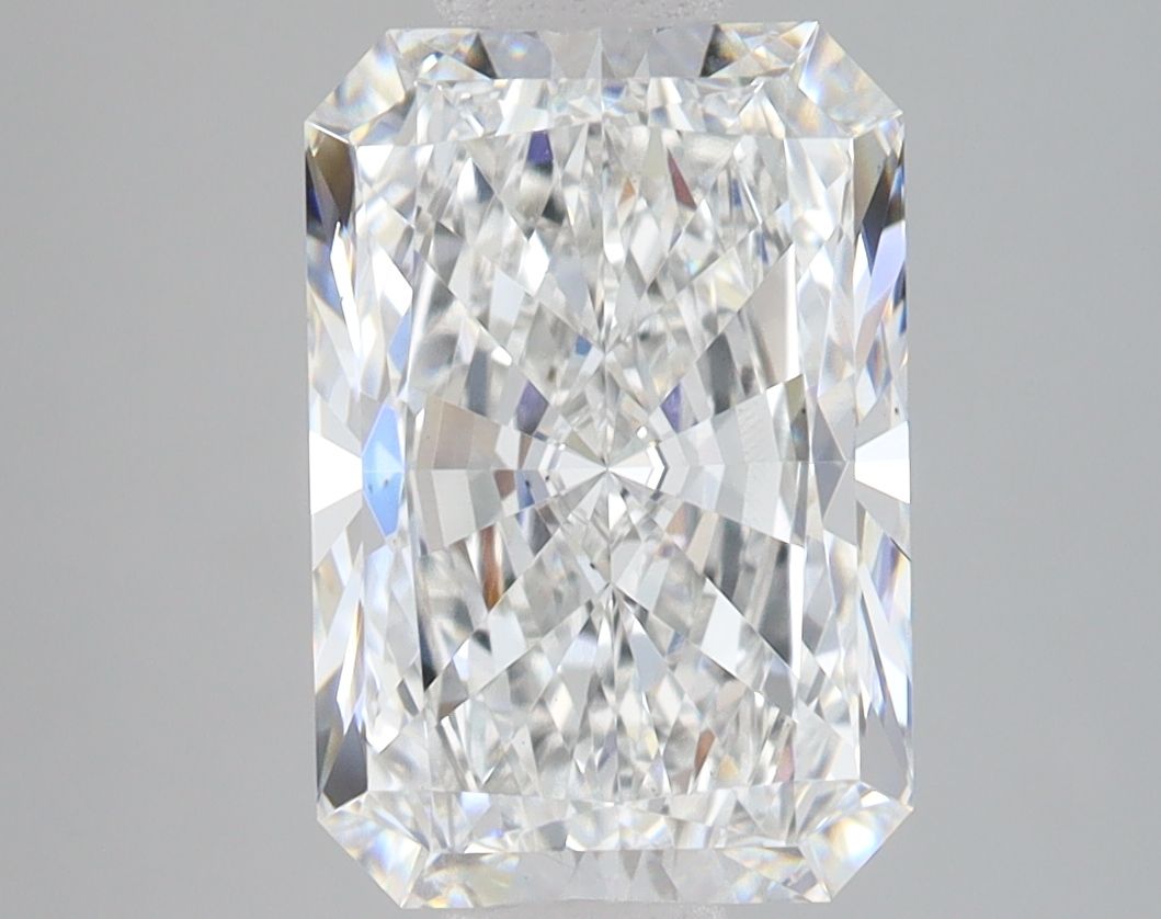 Lab-Grown Radiant Diamond - 3.5 Carats, F Color, VS2 Clarity - Certified by IGI - Report Number: LG681597797