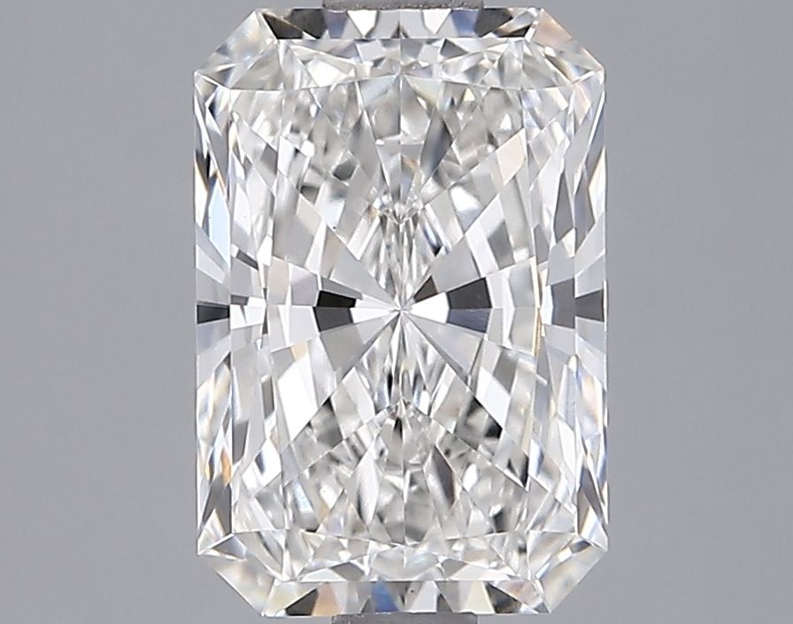Lab-Grown Radiant Diamond - 2.51 Carats, F Color, VVS2 Clarity - Certified by IGI - Report Number: LG689530876