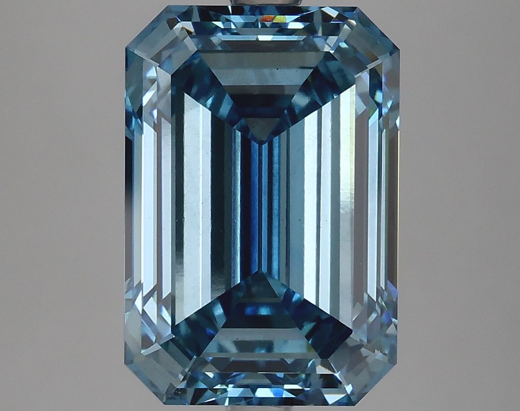 Lab-Grown Emerald Diamond - 5.46 Carats, Fancy Vivid Blue Color, VS2 Clarity - Certified by IGI - Report Number: LG625410161