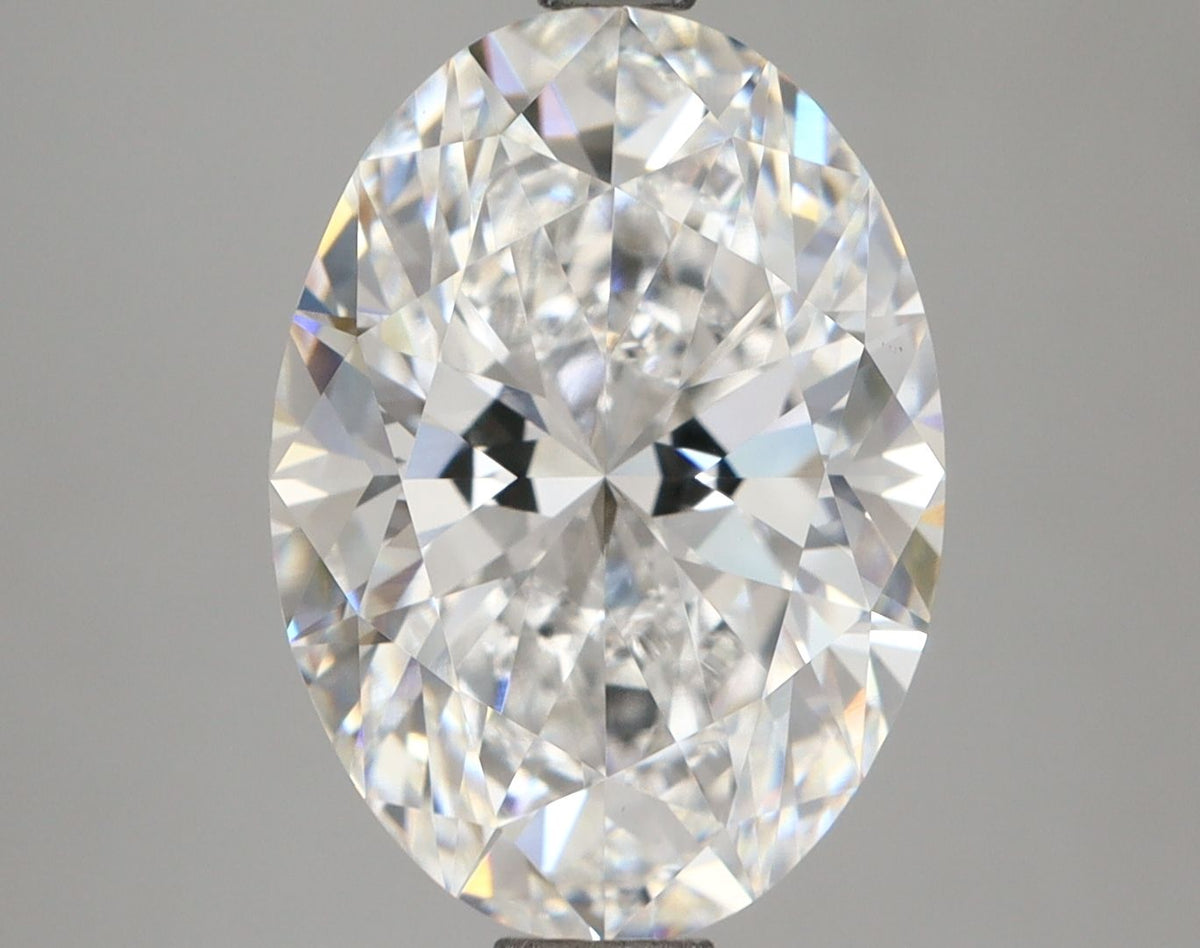 Lab-Grown Oval Diamond - 4.59 Carats, E Color, VS1 Clarity - Certified by IGI - Report Number: LG703513134