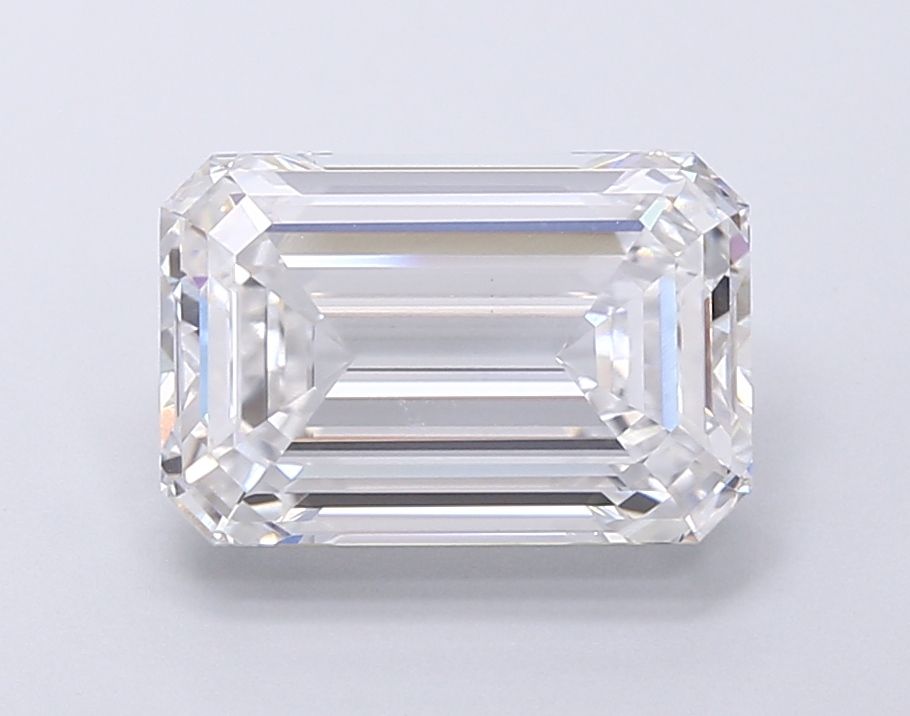 Lab-Grown Emerald Diamond - 4.01 Carats, E Color, VVS2 Clarity - Certified by IGI - Report Number: LG674555200