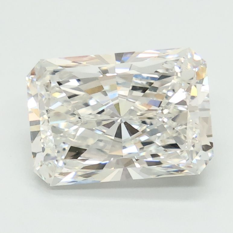 Lab-Grown Radiant Diamond - 2.5 Carats, F Color, VVS2 Clarity - Certified by IGI - Report Number: LG680515295