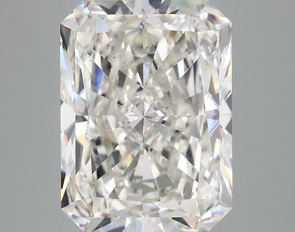 Lab-Grown Radiant Diamond - 5.0 Carats, F Color, VS2 Clarity - Certified by IGI - Report Number: LG675530961