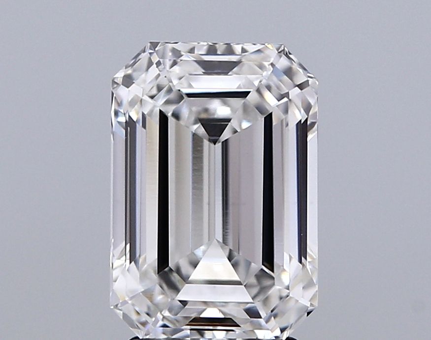 Lab-Grown Emerald Diamond - 2.96 Carats, F Color, VS1 Clarity - Certified by IGI - Report Number: LG696501925