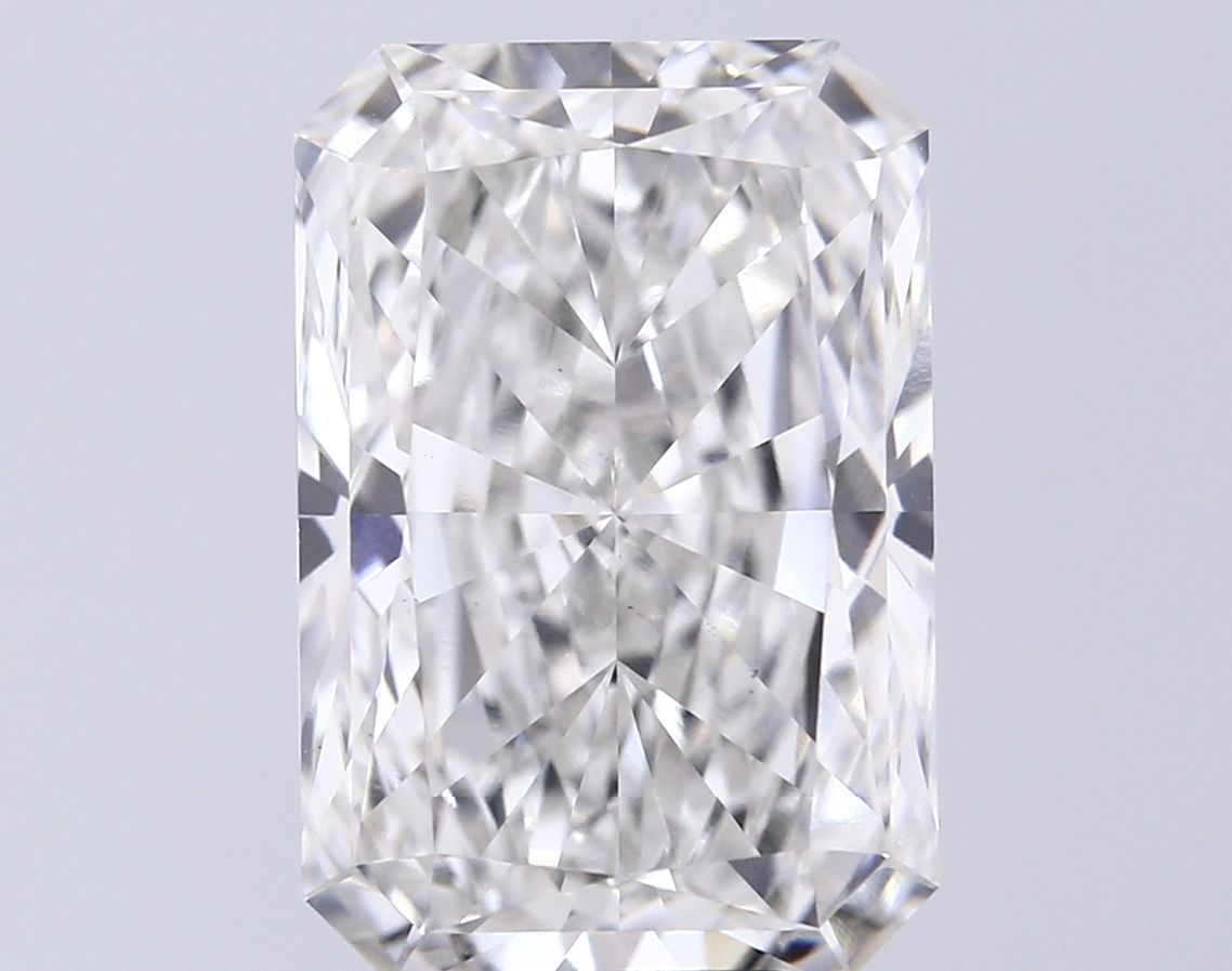 Lab-Grown Radiant Diamond - 6.23 Carats, F Color, VS1 Clarity - Certified by IGI - Report Number: LG618439430