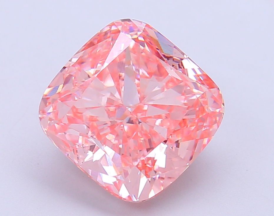 Lab-Grown Cushion Diamond - 5.01 Carats, Fancy Vivid Pink Color, VS1 Clarity - Certified by IGI - Report Number: LG686507686