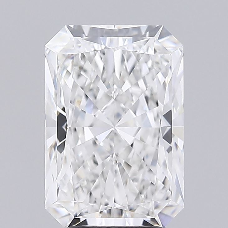 Lab-Grown Radiant Diamond - 3.52 Carats, E Color, VVS2 Clarity - Certified by IGI - Report Number: LG685589490