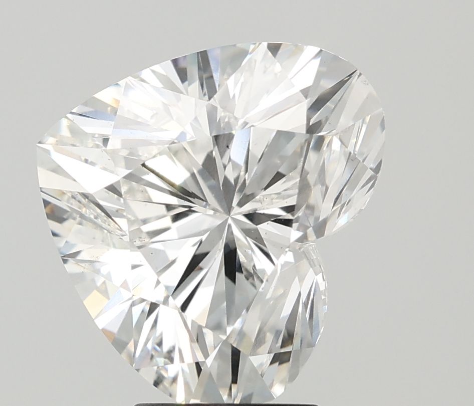 Lab-Grown Heart Diamond - 5.06 Carats, F Color, VS2 Clarity - Certified by IGI - Report Number: LG647482968