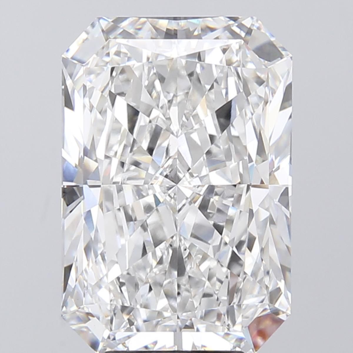 Lab-Grown Radiant Diamond - 7.04 Carats, E Color, VS1 Clarity - Certified by IGI - Report Number: LG687505333