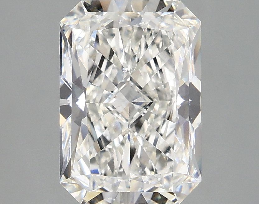 Lab-Grown Radiant Diamond - 2.59 Carats, F Color, VVS2 Clarity - Certified by IGI - Report Number: LG670472688