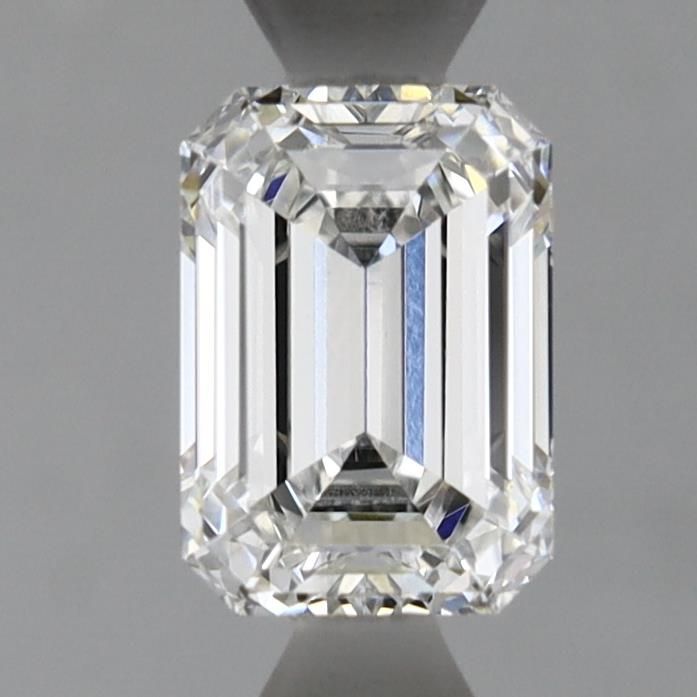 Lab-Grown Emerald Diamond - 1.01 Carats, F Color, VVS2 Clarity - Certified by IGI - Report Number: LG638425926