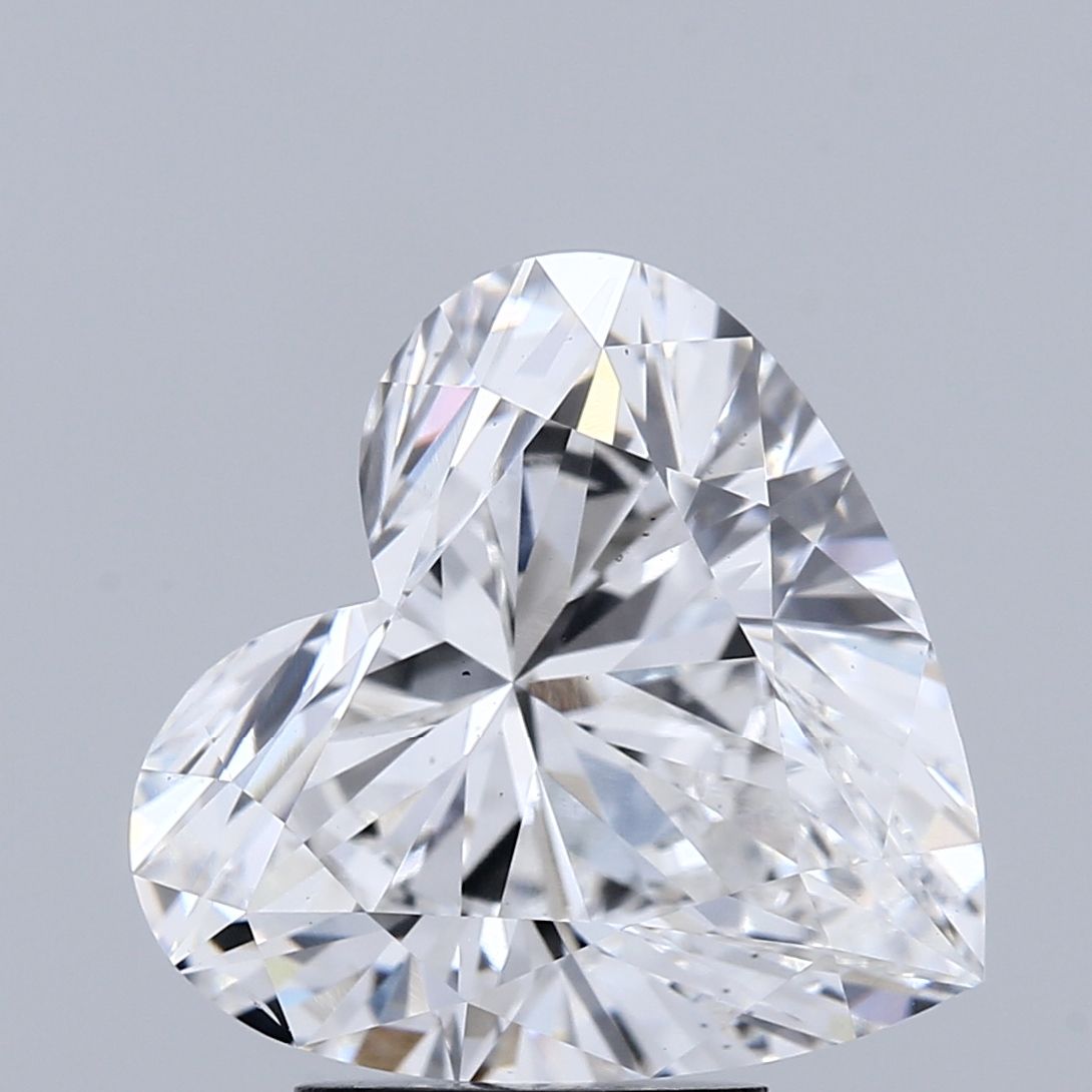 Lab-Grown Heart Diamond - 4.02 Carats, F Color, VS2 Clarity - Certified by IGI - Report Number: LG687589852