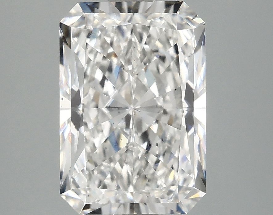 Lab-Grown Radiant Diamond - 3.02 Carats, F Color, VS2 Clarity - Certified by IGI - Report Number: LG715597846
