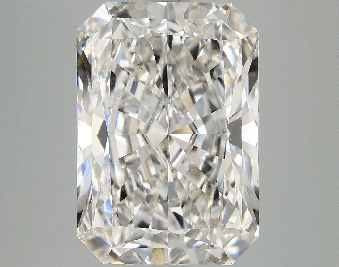 Lab-Grown Radiant Diamond - 6.1 Carats, F Color, VS2 Clarity - Certified by IGI - Report Number: LG675568913