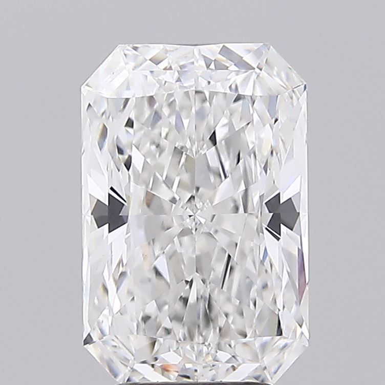 Lab-Grown Radiant Diamond - 3.54 Carats, E Color, VS1 Clarity - Certified by IGI - Report Number: LG715588801