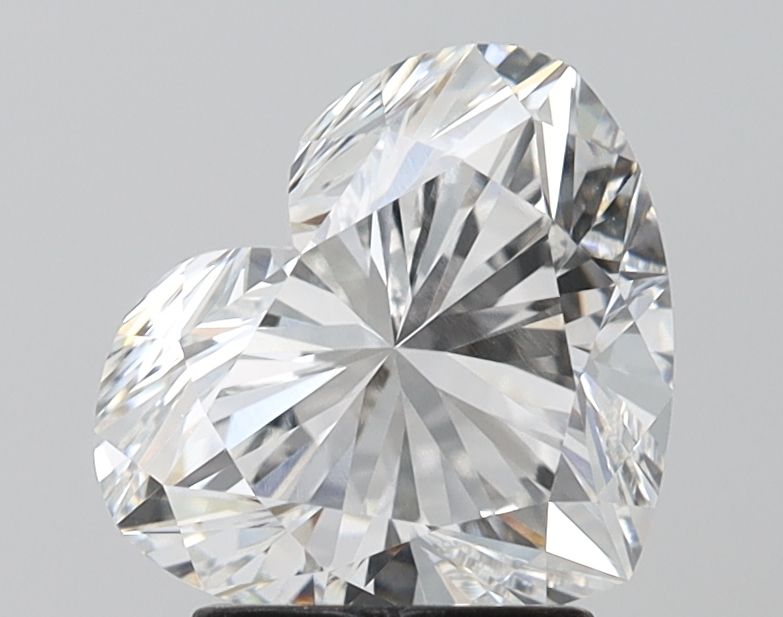 Lab-Grown Heart Diamond - 2.5 Carats, F Color, VVS2 Clarity - Certified by IGI - Report Number: LG680502562