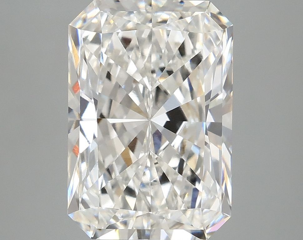 Lab-Grown Radiant Diamond - 4.03 Carats, F Color, VVS2 Clarity - Certified by IGI - Report Number: LG683555860