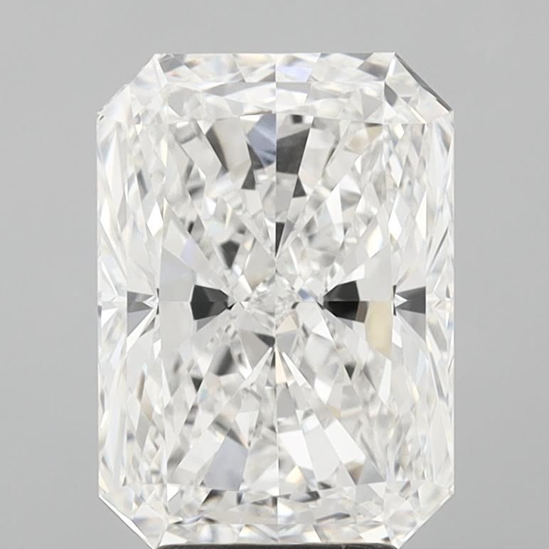 Lab-Grown Radiant Diamond - 4.08 Carats, E Color, VVS2 Clarity - Certified by IGI - Report Number: LG712572530
