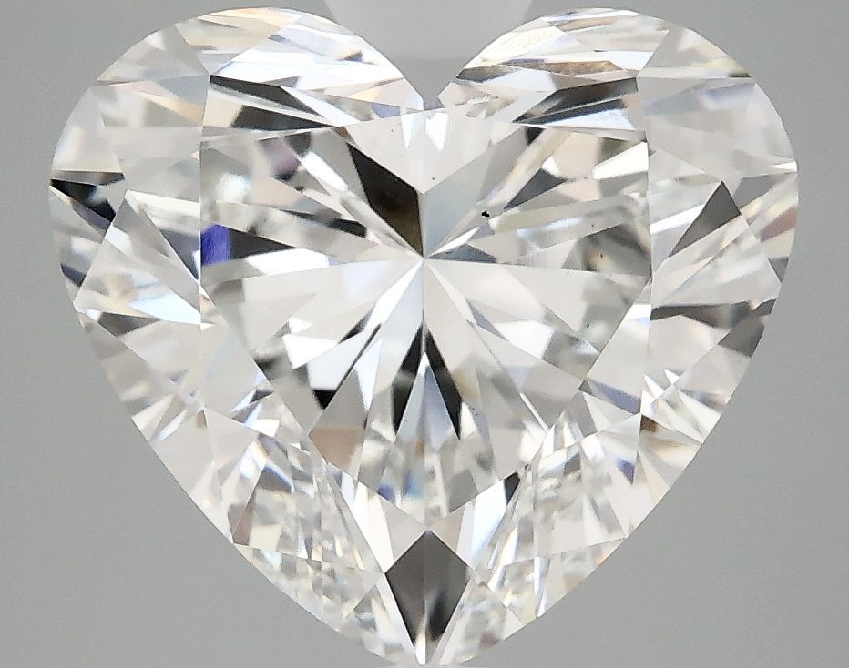Lab-Grown Heart Diamond - 4.86 Carats, F Color, VS2 Clarity - Certified by IGI - Report Number: LG717577631