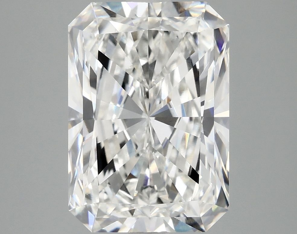 Lab-Grown Radiant Diamond - 4.04 Carats, F Color, VVS2 Clarity - Certified by IGI - Report Number: LG692514512