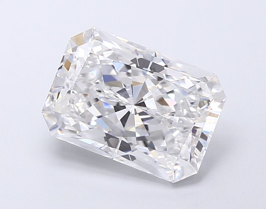 Lab-Grown Radiant Diamond - 3.51 Carats, E Color, VS1 Clarity - Certified by IGI - Report Number: LG669463028