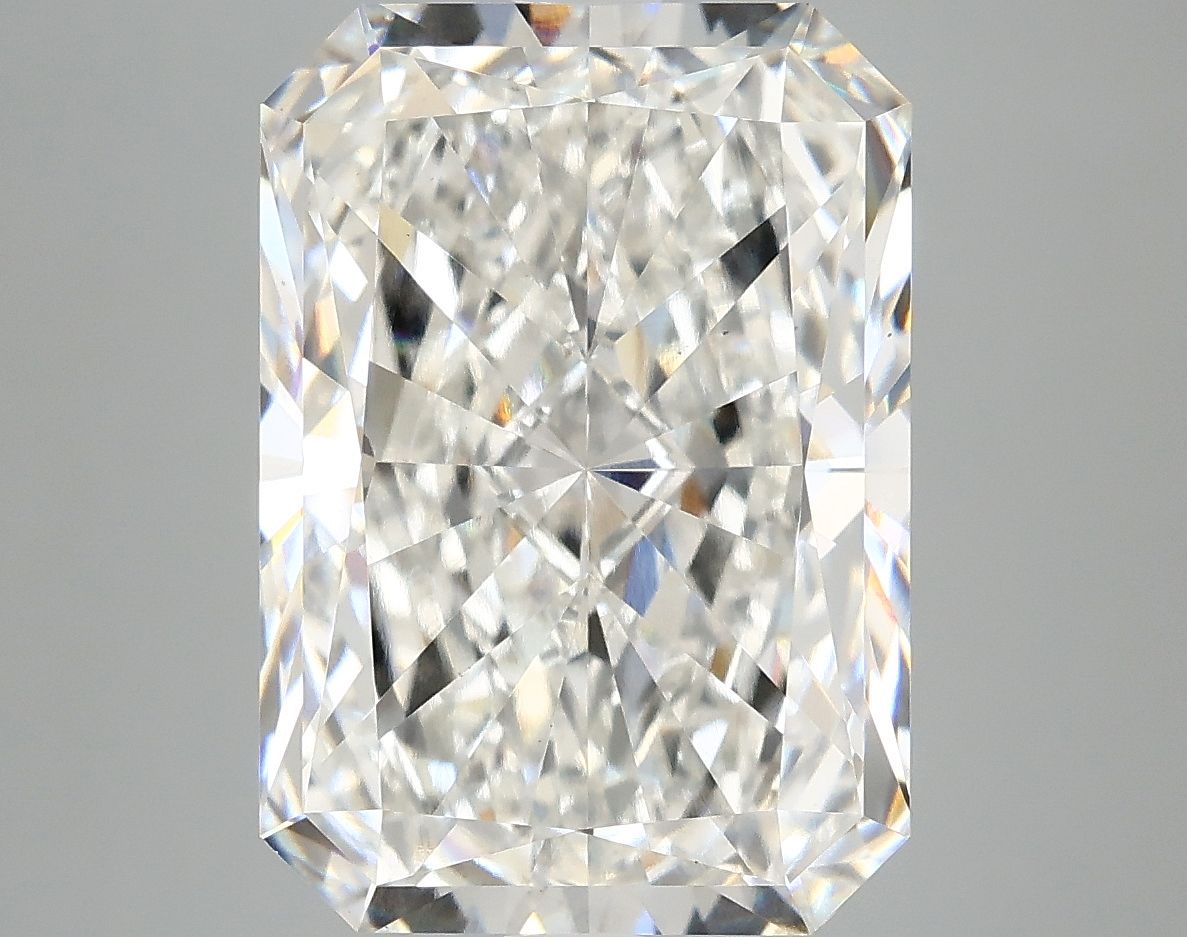 Lab-Grown Radiant Diamond - 7.1 Carats, F Color, VS1 Clarity - Certified by IGI - Report Number: LG684511152