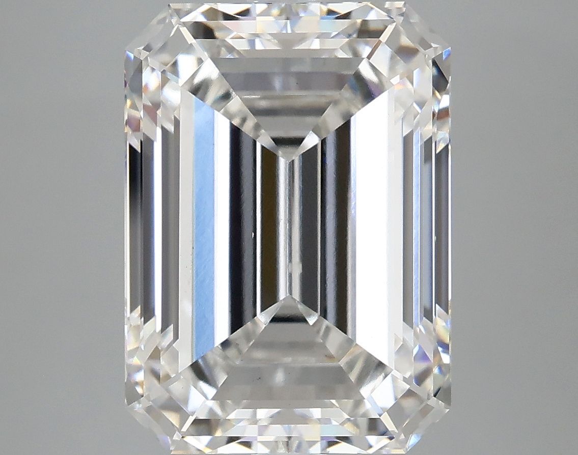 Lab-Grown Emerald Diamond - 7.05 Carats, F Color, VS2 Clarity - Certified by IGI - Report Number: LG660476022