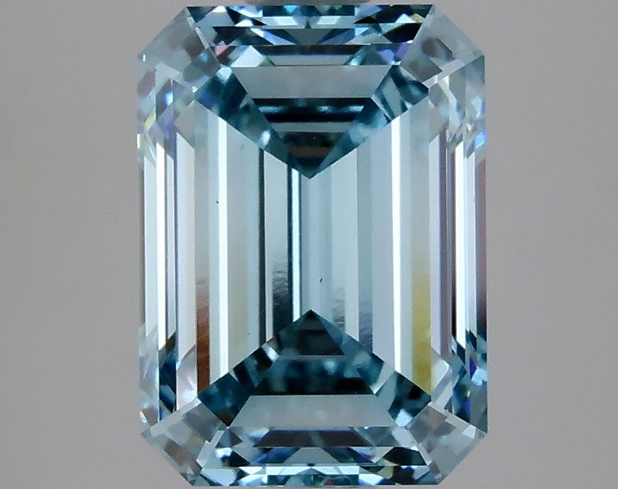 Lab-Grown Emerald Diamond - 3.55 Carats, Fancy Vivid Blue Color, VS1 Clarity - Certified by IGI - Report Number: LG633446308