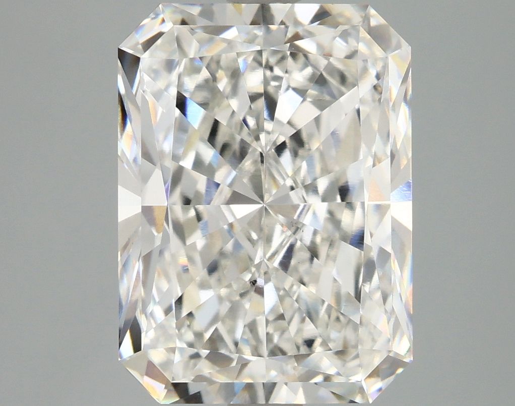 Lab-Grown Radiant Diamond - 5.04 Carats, F Color, VS2 Clarity - Certified by IGI - Report Number: LG681509851