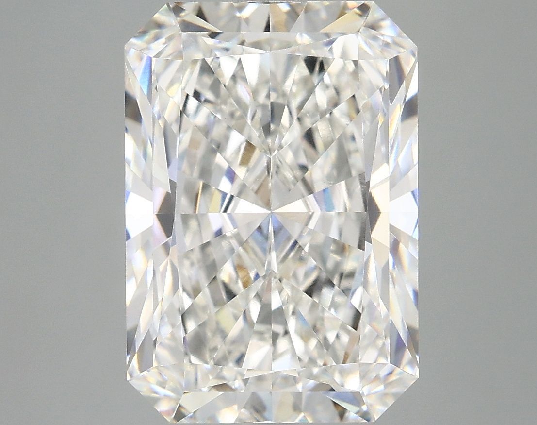 Lab-Grown Radiant Diamond - 6.08 Carats, F Color, VVS2 Clarity - Certified by IGI - Report Number: LG689548408