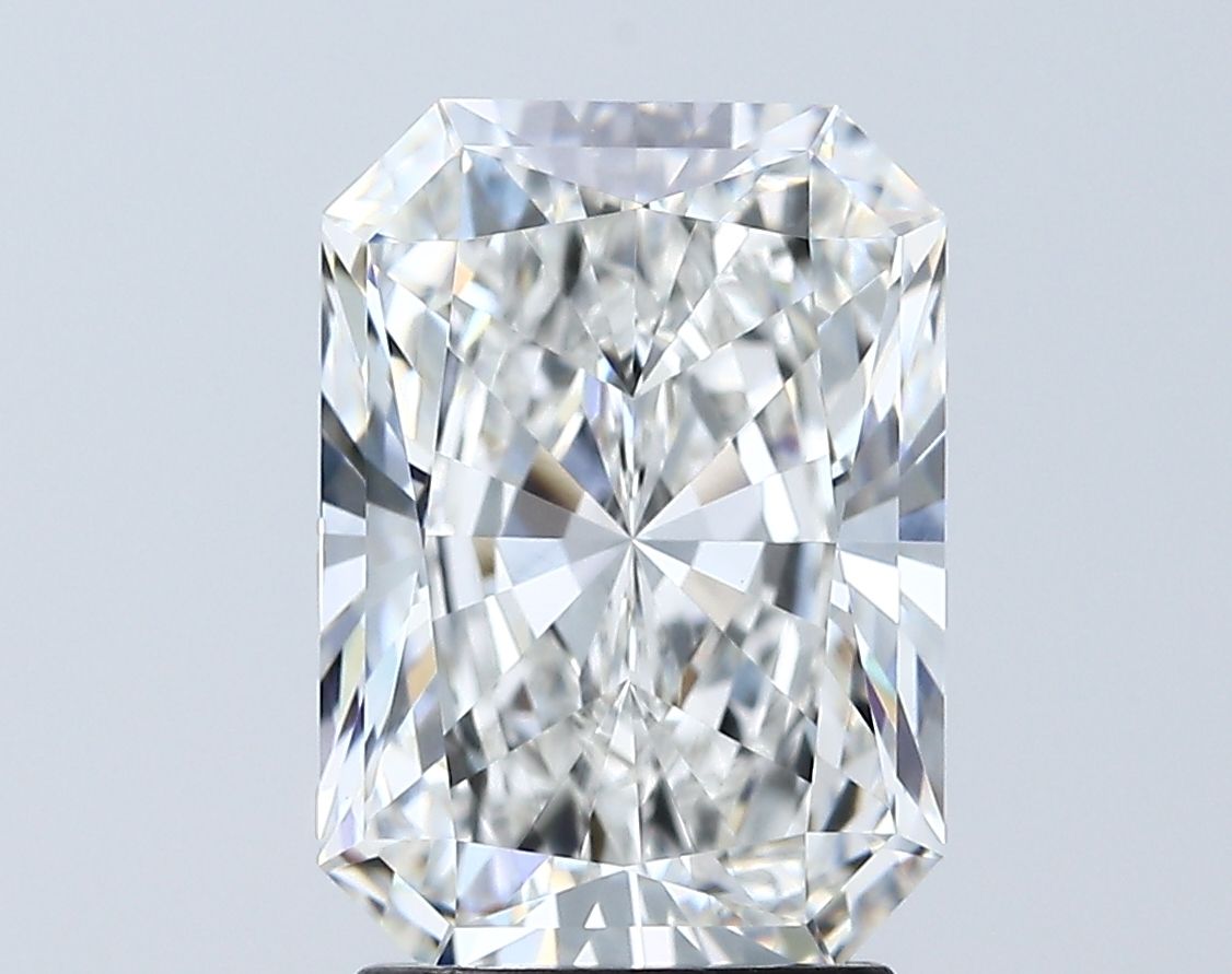 Lab-Grown Radiant Diamond - 2.56 Carats, E Color, VVS2 Clarity - Certified by IGI - Report Number: LG669401168
