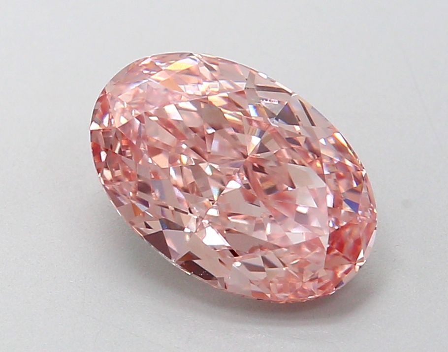 Lab-Grown Princess Diamond - 1.54 Carats, Fancy Vivid Green Color, VS1 Clarity - Certified by IGI - Report Number: LG648496058