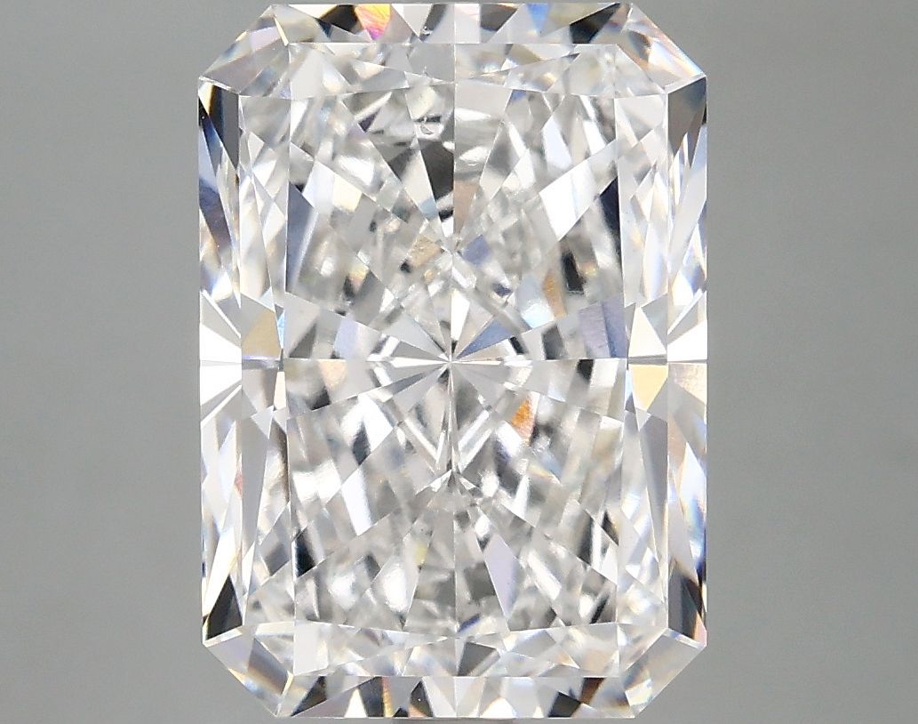 Lab-Grown Radiant Diamond - 5.04 Carats, F Color, VS2 Clarity - Certified by IGI - Report Number: LG673415115