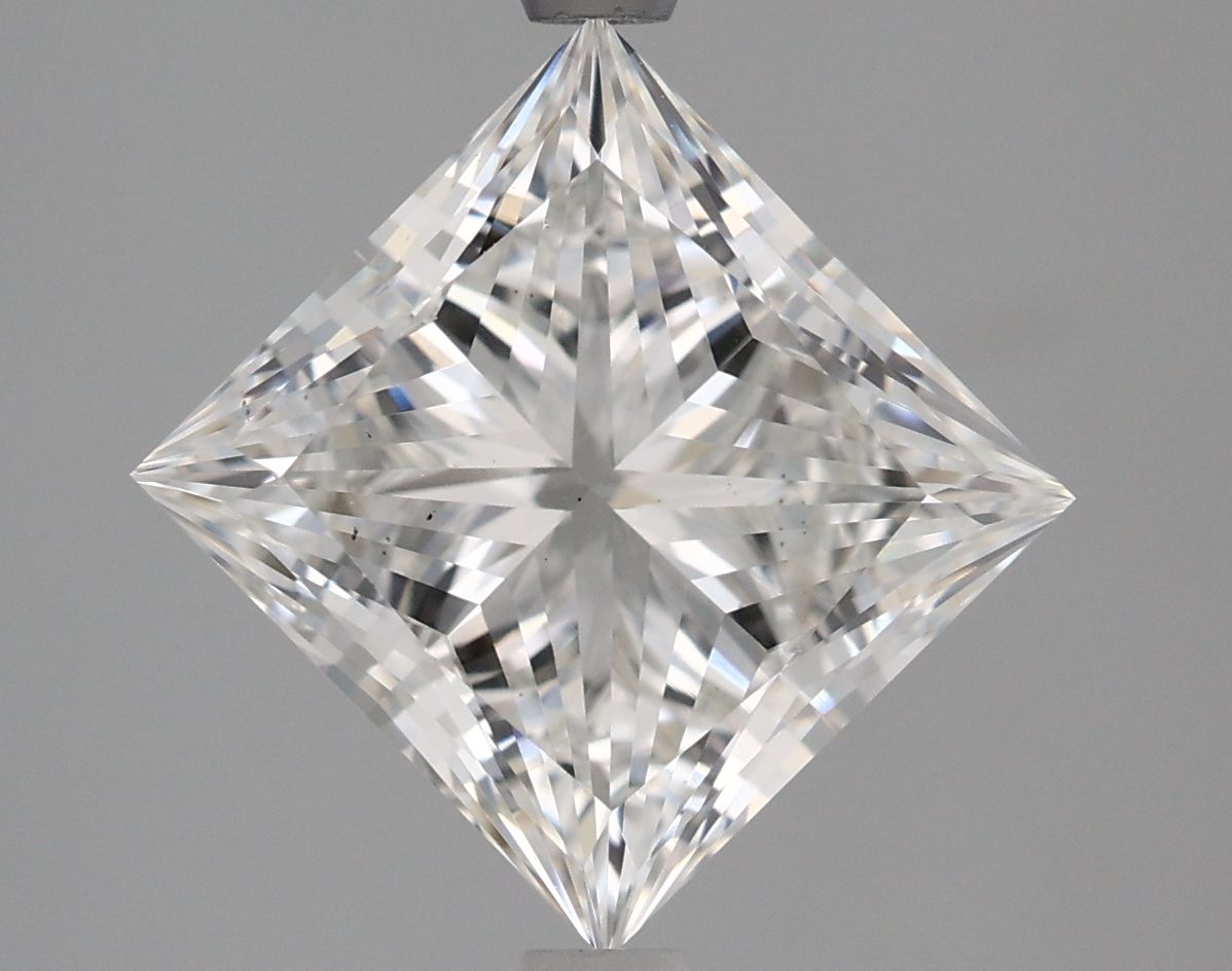 Lab-Grown Princess Diamond - 3.04 Carats, F Color, VS2 Clarity - Certified by IGI - Report Number: LG625474842