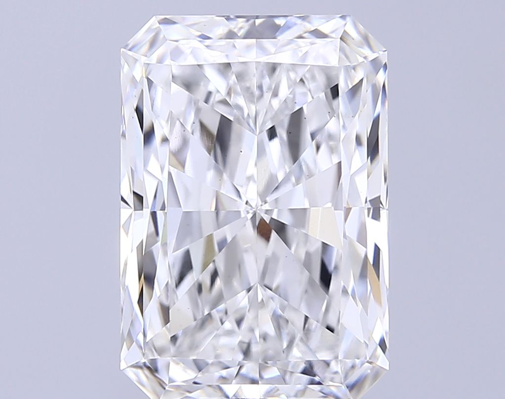 Lab-Grown Radiant Diamond - 7.06 Carats, F Color, VS1 Clarity - Certified by IGI - Report Number: LG685525074