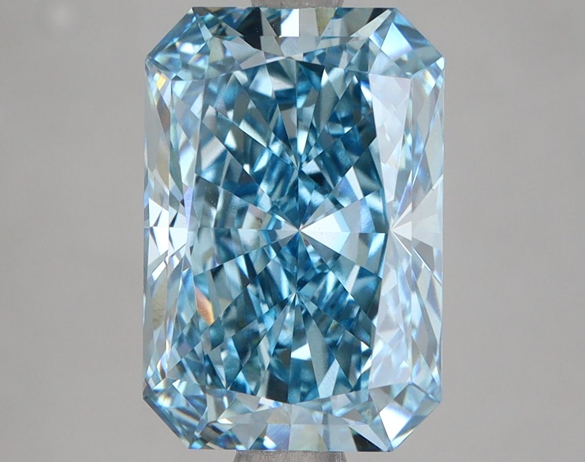 Lab-Grown Radiant Diamond - 4.63 Carats, Fancy Vivid Blue Color, VS1 Clarity - Certified by IGI - Report Number: LG655414695